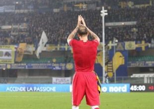 Γύρισε ως αντίπαλος και αποθεώθηκε ο Μόρας