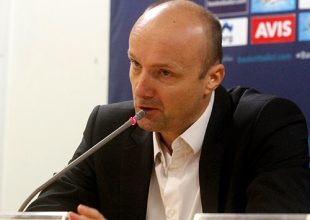 Ζντόβτς: «Αναλαμβάνω την ευθύνη»