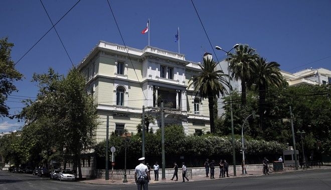 Επίθεση με χειροβομβίδα στο κέντρο της Αθήνας