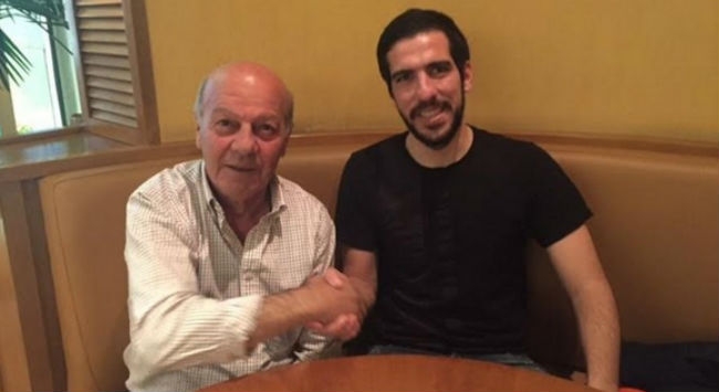 Πήρε Μητρόπουλο ο ΟΦΗ Πήρε Μητρόπουλο ο ΟΦΗ