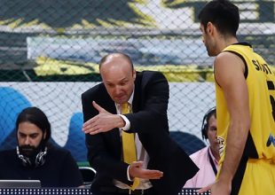 Ζντοβτς: «Πρέπει να κερδίζουμε συνέχεια»