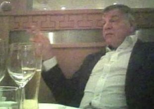 Αστυνομική έρευνα για το σκάνδαλο διαφθοράς στην Αγγλία