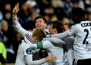 Mannequin Challenge στην… απονομή η Ρόζενμποργκ