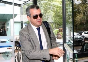 Συνομιλίες-φωτιά του Γιαννίκου για μαύρο χρήμα!