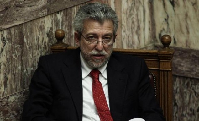 Κοντονής σε Καραμανλή: «Είστε το αυθεντικό στήριγμα της παράγκας»! Κοντονής σε Καραμανλή: «Είστε το αυθεντικό στήριγμα της παράγκας»!