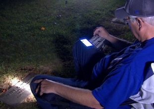 Οπαδός των Cubs πανηγύρισε τον τίτλο στο νεκροταφείο