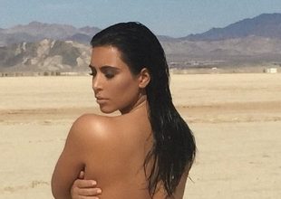 Αδημοσίευτες ημίγυμνες φωτογραφίες της Kim Kardashian
