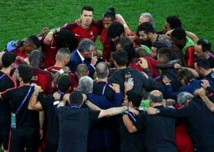 Νανί: «Έτσι μας έφτιαξε ο Σάντος πριν τον τελικό του Euro»