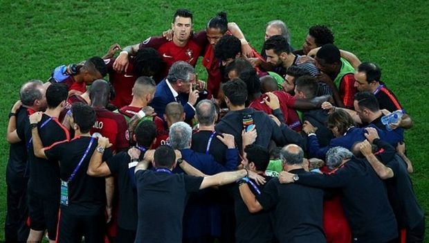 Νανί: «Έτσι μας έφτιαξε ο Σάντος πριν τον τελικό του Euro»