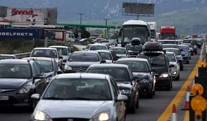 Παράταση για τέλη κυκλοφορίας και κατάθεση πινακίδων