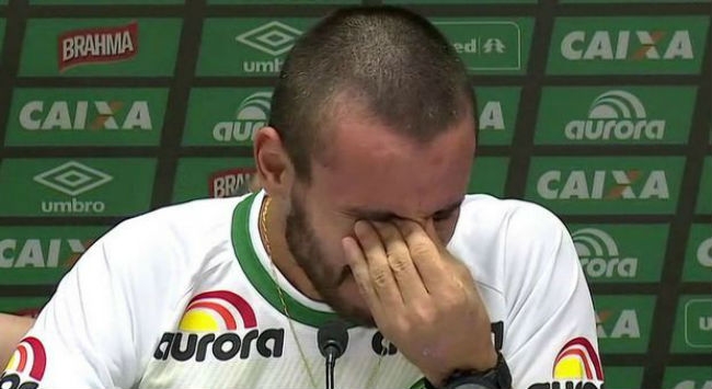 Ξέσπασε σε κλάματα ο Ρουσέλ: “Έτσι σώθηκα”