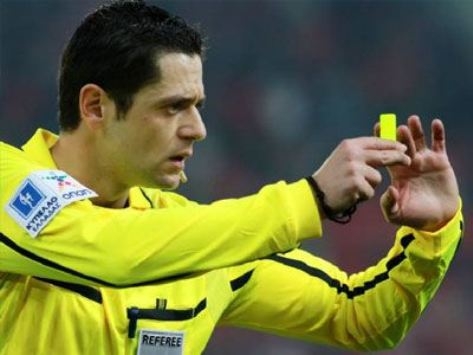 Τριετές συμβόλαιο δίνει η FIFA σε Τριτσώνη, Κουκουλάκη Τριετές συμβόλαιο δίνει η FIFA σε Τριτσώνη, Κουκουλάκη