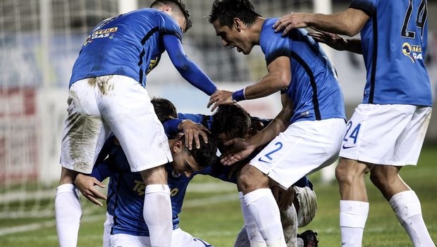 Πέρασε κι από τη Λάρισα ο Ατρόμητος, 2-1 την ΑΕΛ Πέρασε κι από τη Λάρισα ο Ατρόμητος, 2-1 την ΑΕΛ