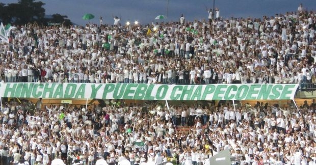 Ανατριχίλα: Κατάμεστο το γήπεδο για τον… τελικό με την Σαπεκοένσε! Ανατριχίλα: Κατάμεστο το γήπεδο για τον… τελικό με την Σαπεκοένσε!