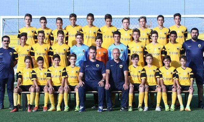 Μια νίκη και μια ήττα η ΑΕΚ απέναντι σε Ολυμπιακό