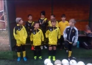 Τα μωρά του Futsal εύχονται για τις γιορτές! (video)