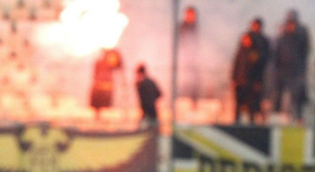 Τα… έσπασαν στον ηλεκτρικό οι οπαδοί της ΑΕΚ