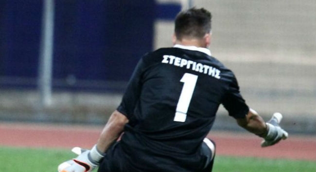 Στεργιώτης: “Όλοι βλέπουν το ύψος μου και με ρωτάνε ‘είσαι τερματοφύλακας;'” Στεργιώτης: “Όλοι βλέπουν το ύψος μου και με ρωτάνε ‘είσαι τερματοφύλακας;'”