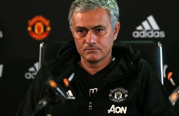 Μόνο πουλάει ο Μουρίνιο Μόνο πουλάει ο Μουρίνιο