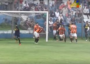 Τρομερό ξύλο σε ερασιτεχνικό ματς στην Ουρουγουάη (vid)