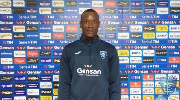 Η Έμπολι ανακοίνωσε Τιάμ