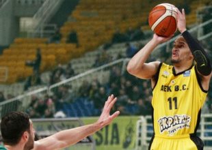 Νίκησε και πήρε πρόκριση στους «24»