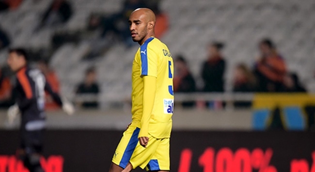 Τον ήθελαν Παναθηναϊκός και ΑΕΚ, πάει Ιταλία