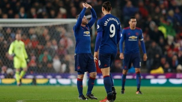 Βαθμό με ιστορική γκολάρα του Ρούνεϊ η ManUtd Βαθμό με ιστορική γκολάρα του Ρούνεϊ η ManUtd