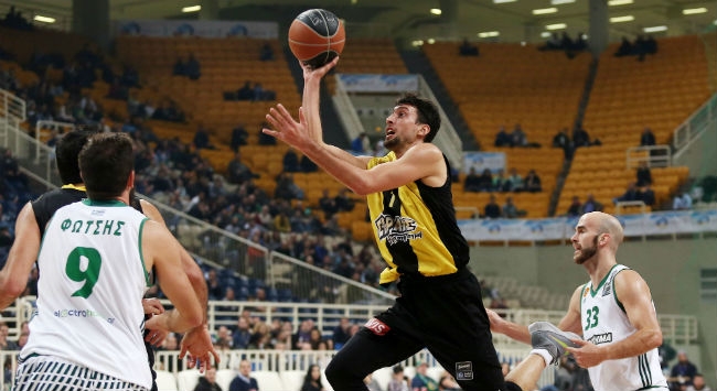 Γκαρντ αλά Ούκιτς θέλουν στην ΑΕΚ