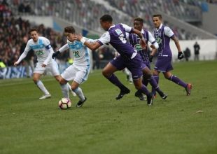 Γκολ ο Ντουρμάζ, πρόκριση η Μαρσέιγ