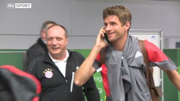 Ο Μίλερ μιλούσε στο… διαβατήριό του