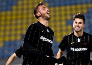 Πέκχαρτ: «Μας επηρέασε η κόκκινη»