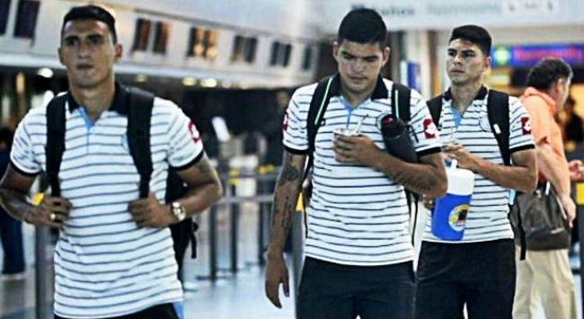 Κατέβηκαν από το αεροπλάνο τρομαγμένοι από την τραγωδία της Τσαπεκοένσε