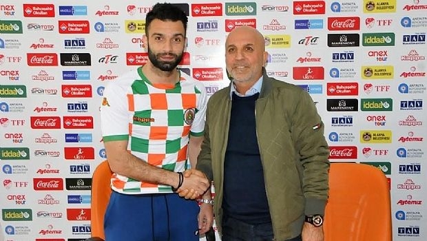 Στην Αλάνιασπορ ο Τζαβέλας