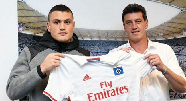 Στα… χρώματα του ιστορικού Αμβούργου ο Παπαδόπουλος