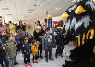 Το πρωτοχρονιάτικο πάρτι του Haga (PICS)