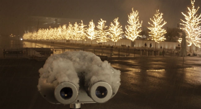 Σφοδρή χιονόπτωση στην Αττική. Στα “λευκά” το κέντρο της Αθήνας Σφοδρή χιονόπτωση στην Αττική. Στα “λευκά” το κέντρο της Αθήνας