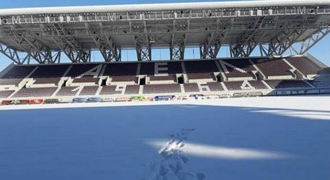 Αναβλήθηκε το ΑΕΛ-ΠΑΟΚ