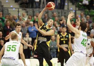 AEK – Γιουβέντους στη Nova