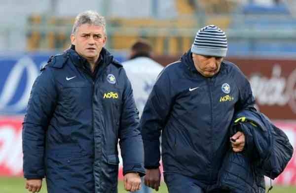 Τσιώλης: «Μην κοιτάτε την ΑΕΚ»