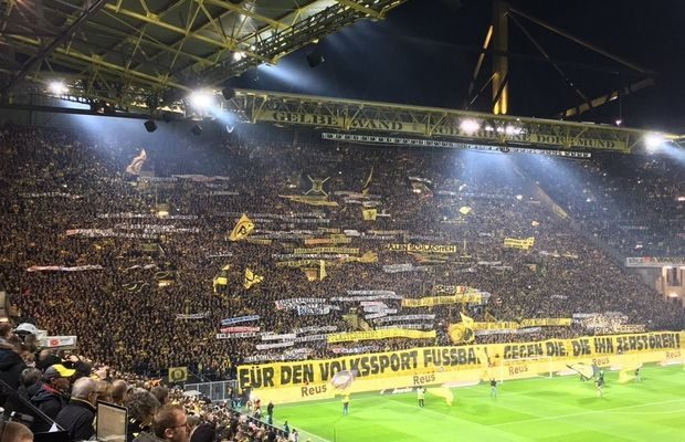 Επίθεση Ντόρτμουντ και φιλάθλων στη Λειψία