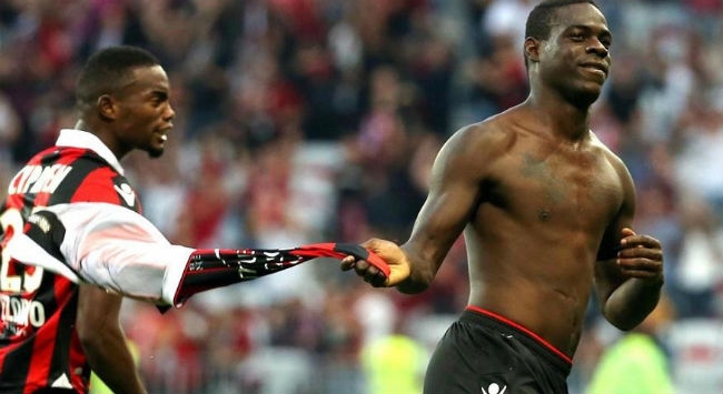 “Θα κόψω τη… γλώσσα στον Μπαλοτέλι”!