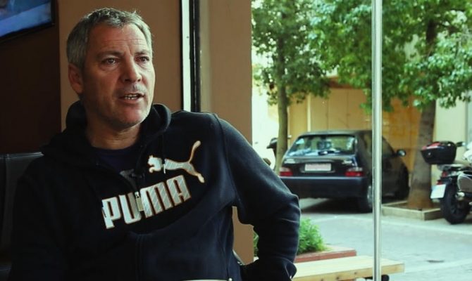 «Ποδόσφαιρο, βιβλία, γήπεδο στη Νέα Φιλαδέλφεια… »