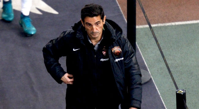 Χιμένεθ: «Μόνο με τη φανέλα δεν θα κερδίσουμε την Λάρισα»