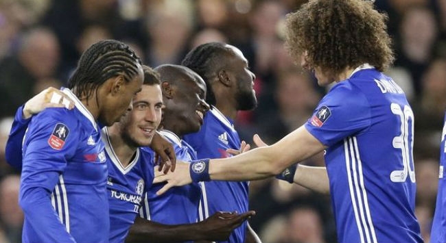 Πρόκριση για Τσέλσι απέναντι στη Γιουνάιτεντ των 10 παικτών