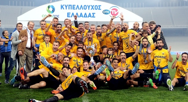 Μαθαίνει αντίπαλο, εκτός απροόπτου