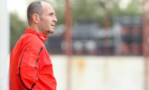 Αλεξανδρής: «Εντάξει, εγώ έπεσα για το πέναλτι, εσύ έπρεπε να το δώσεις;»