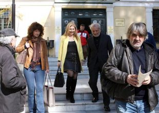 ΦΩΤΟ μετά την κατάθεση των μηνύσεων