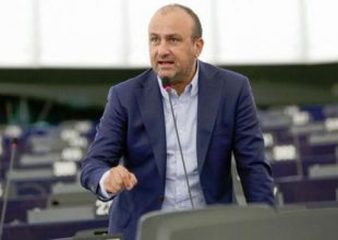 «Περιμένω η Ευρωπαϊκή Ένωση να ασκήσει πίεση στο δήμο για το γήπεδο της ΑΕΚ»