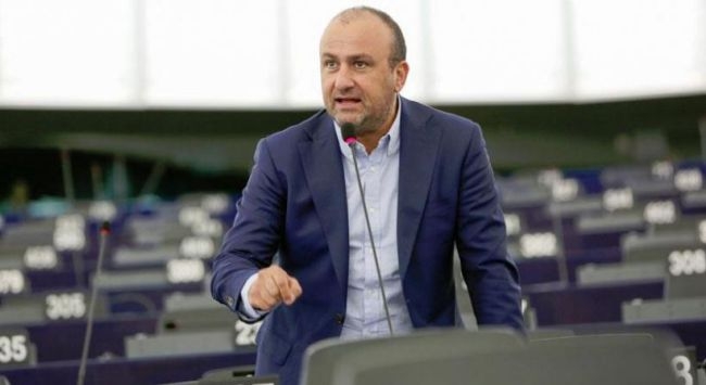 «Περιμένω η Ευρωπαϊκή Ένωση να ασκήσει πίεση στο δήμο για το γήπεδο της ΑΕΚ»